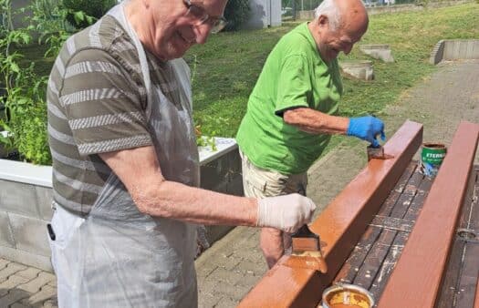 Stavba pergoly v SeniorCentru Plzeň