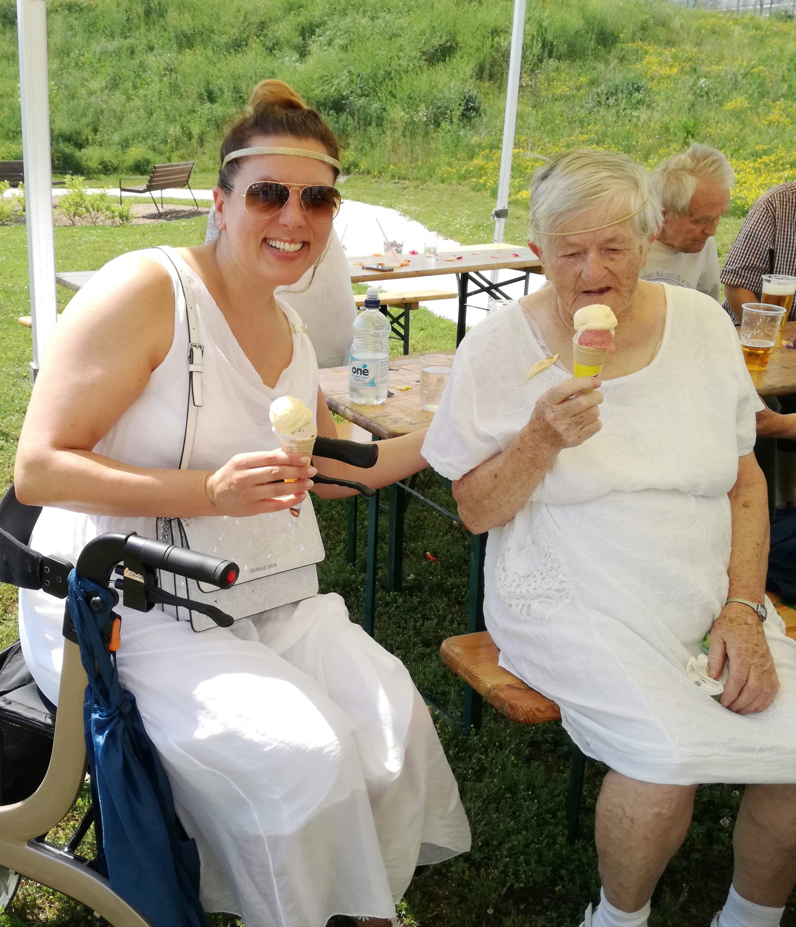 Zahradní slavnost ve stylu antického Řecka - SeniorCentrum Štěrboholy