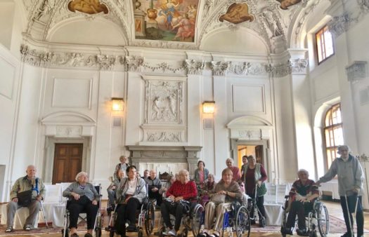 Výlet na zámek Lnáře s klienty SeniorCentra Písek