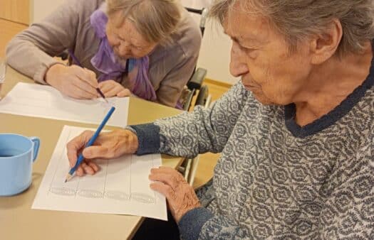 Grafomotorika oblíbenou metodou klientů SeniorCentra Chotěboř