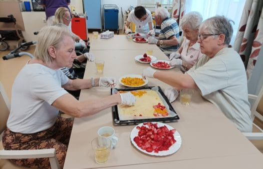 Pečení v SeniorCentru Modřice