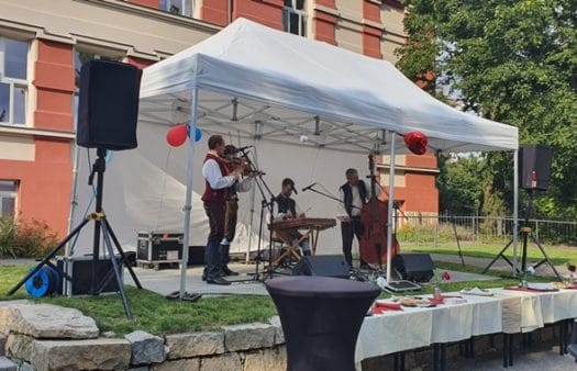 Zahradní slavnost v SeniorCentru Chrudim