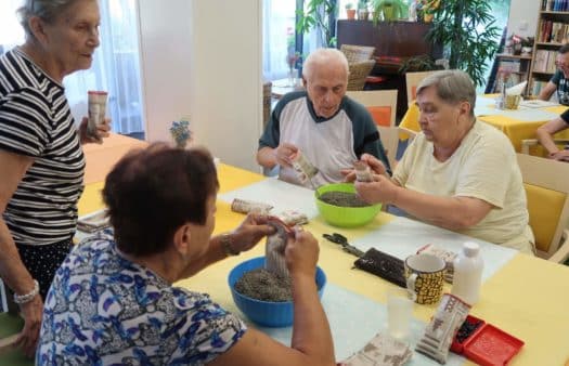 Levandulové tvoření s klienty SeniorCentra Havířov