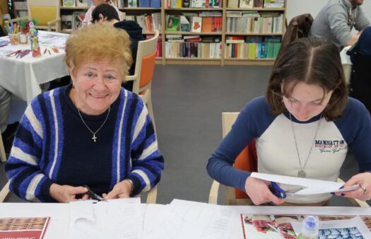 Malování se žáky ZŠ Moravská v SeniorCentru Havířov