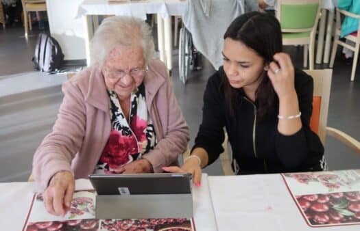 Aktivity s tablety v SeniorCentru Havířov