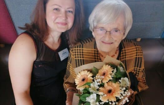 Oslava narozenin v SeniorCentru Klamovka