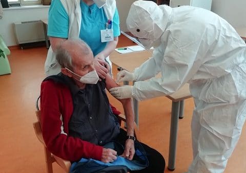 Očkování v SeniorCentru Terezín